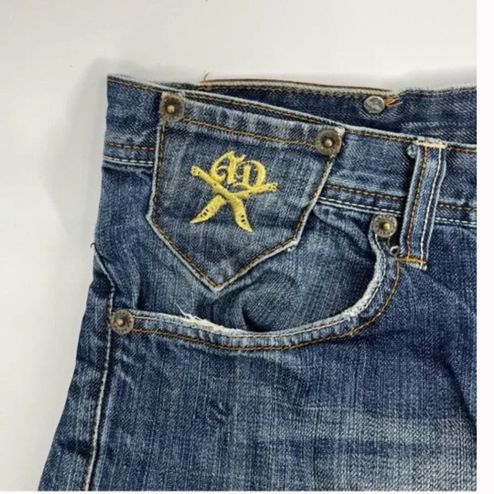 Artful Dodge Jeans, Mens Size 34, Blue Embroidered Relaxed Denim - Picture 3 of 10